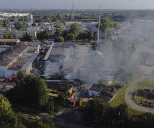 Pożar hali na ul. Swojczyckiej we Wrocławiu