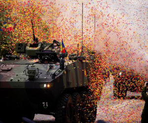 Program SAFE w Rumunii. Armia inwestuje w Piranha 5, Lynx i polskie drony Warmate