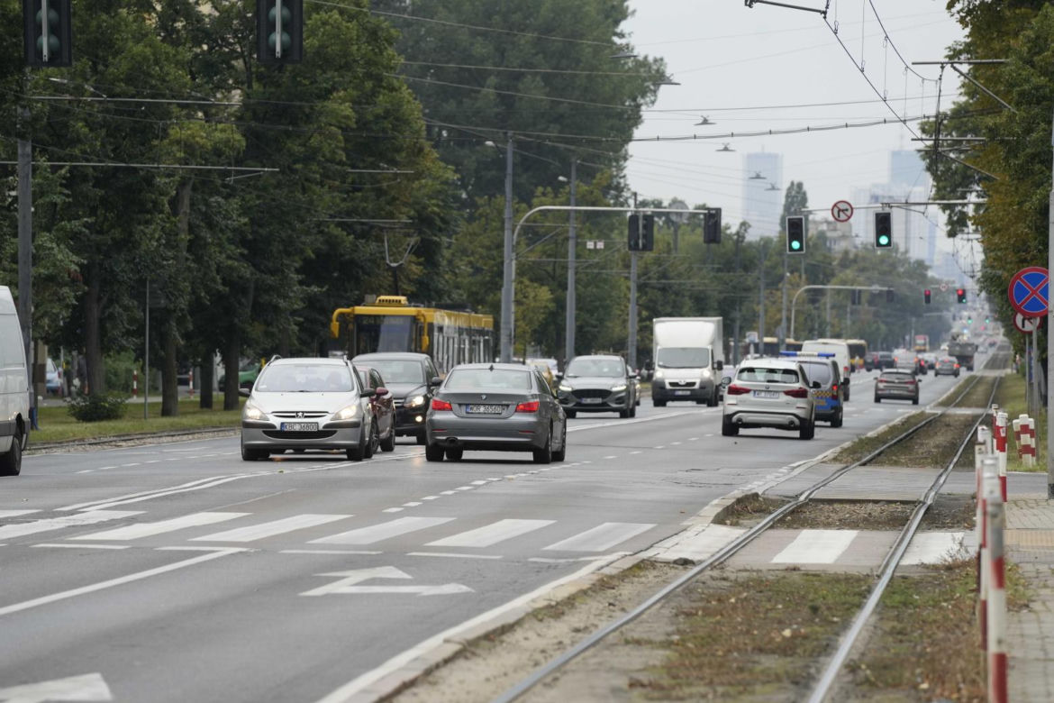 Zwężą al. Waszyngtona? Tramwajarze rozpoczęli pomiary przed remontem