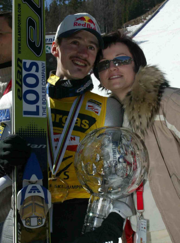 Małysz świętował w aucie bez silnika
