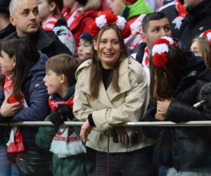 Polska gra z Albanią w Warszawie. Tak bawią się kibice na PGE Narodowym [ZDJĘCIA]