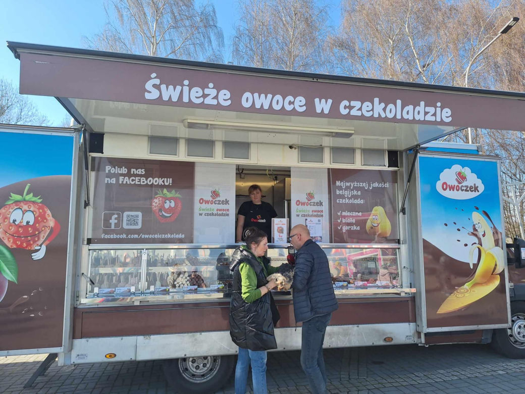 Żarciowozy pod Kopcem Wyzwolenia ZDJĘCIA