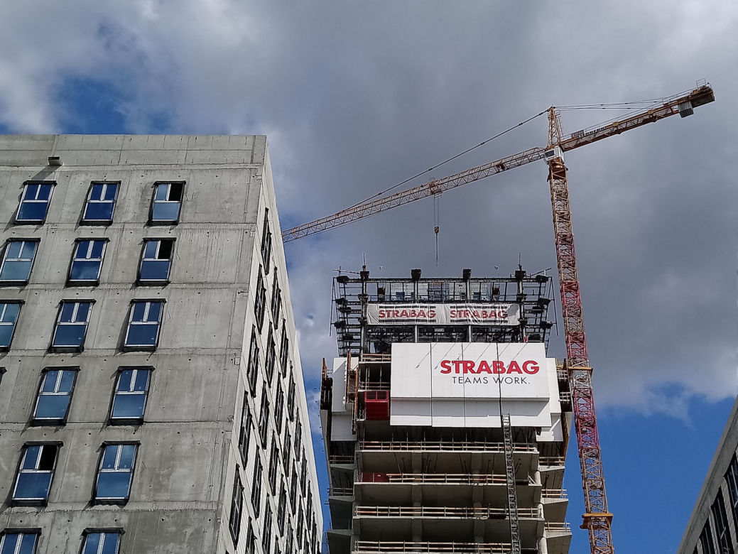 Szkieletor znika bezpowrotnie z panoramy Krakowa