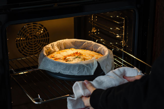 Ciasto migdałowe z oliwą i pomarańczą. Wilgotne i obłędnie aromatyczne