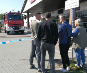 Pożar marketu na ul. Nakielskiej w Bydgoszczy! Straż nie wyklucza podpalenia [ZDJĘCIA]