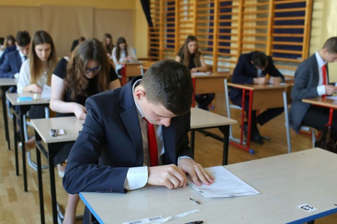 Egzamin ósmoklasisty 2018/19 co to? Zasady, data