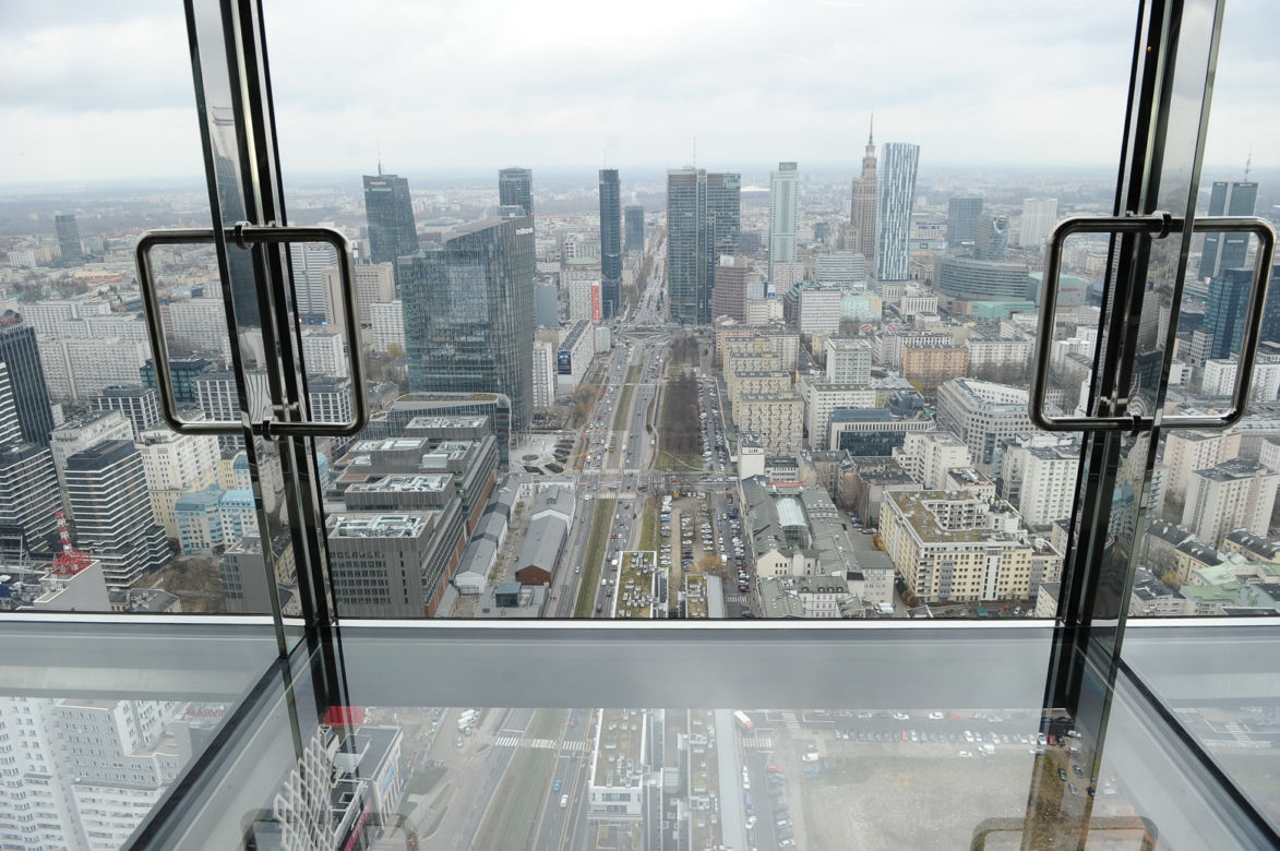 Ruchomy taras 200 metrów nad ziemią! Takiej atrakcji jeszcze nie było