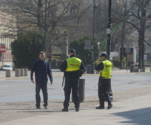 Wojsko opanowuje Warszawę
