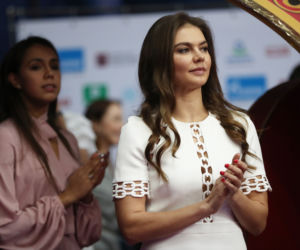 Szok! Kochanka Putina żyje w luksusie. Sankcje jej nie dotyczą