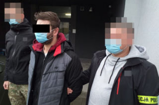 Cieplice: Syn byłego policjanta miał potężną fabrykę narkotyków! Kilogramy mefedronu [WIDEO, ZDJĘCIA]