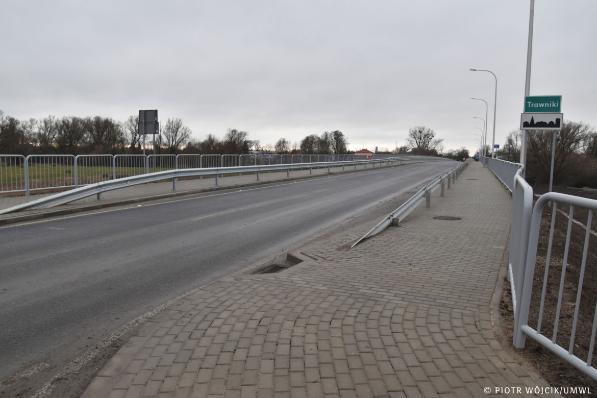 W Trawnikach, na drodze wojewódzkiej nr 838, otwarto nowy most na rzece Wieprz [ZDJĘCIA]