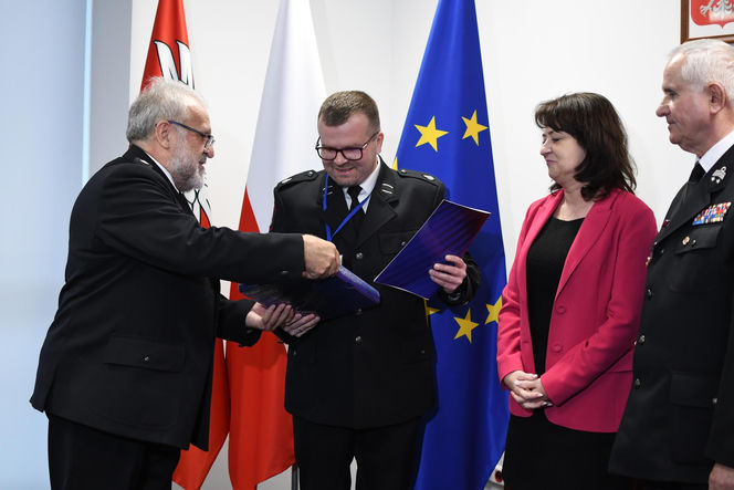 Tytuł Strażaka Miesiąca dla druha OSP w Rudzie w powiecie mińskim