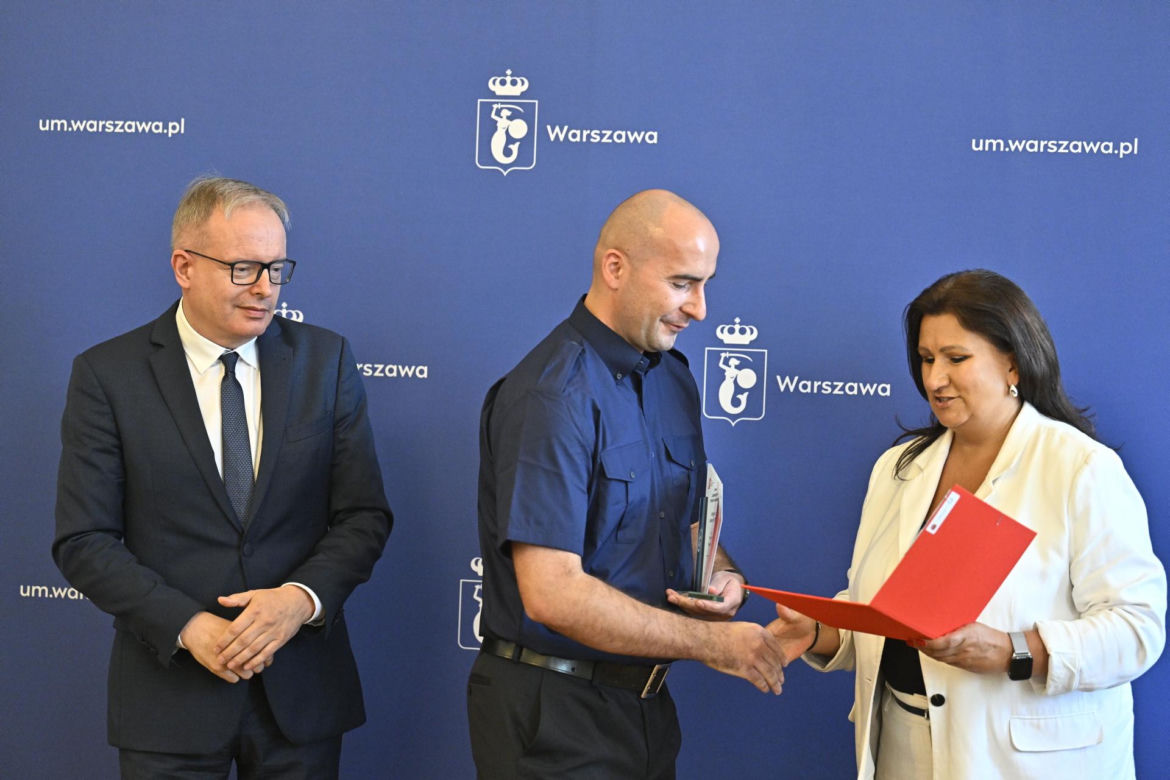 Bohaterowie są wśród nas. Ratusz wyróżnił pracowników Warszawskiego Transportu Publicznego