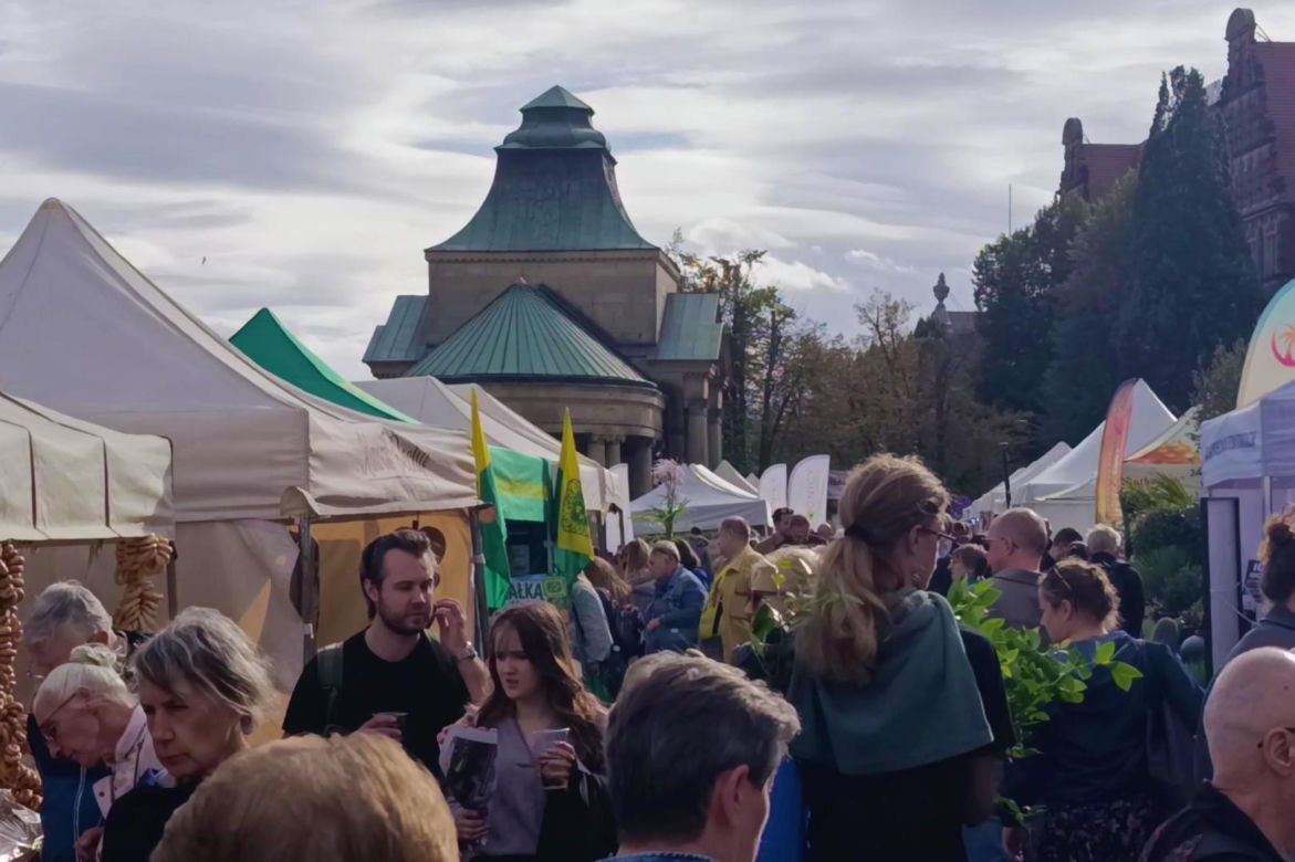 Kiermasz ogrodniczy "Pamiętajcie o ogrodach"
