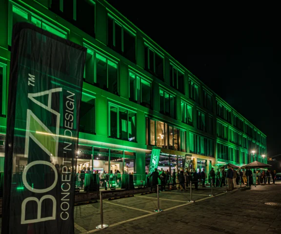 Od podłóg i ceramiki, po meble i oświetlenie. BOZZA zaprezentowała nową odsłonę krakowskiego showroomu