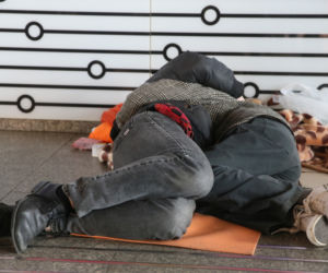 Horror na Centralnym. Bez prysznica, z dziećmi na posadzce. Dramatyczne historie uchodźców z Ukrainy