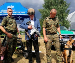 Psy Wojny. Ryszard Terlecki uwielbia militaria