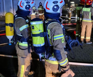 Ciężarówki płonęły jak pochodnie. Ogień przenosił się na kolejne samochody