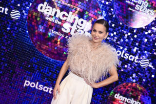 Kultowy trend z lat 80. powraca na salony. Gwiazdy już go pokochały