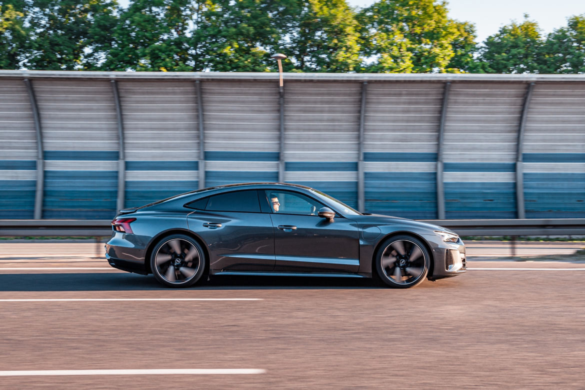 Audi e-tron GT quattro