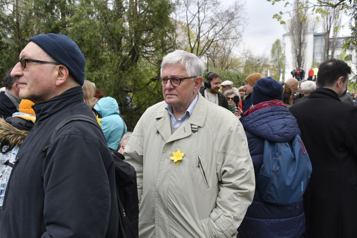 Mocne słowa przed pomnikiem Bohaterów Getta. Obchody 80. rocznicy powstania w getcie warszawskim