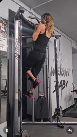 Ale przemiana! Ilona Wrońska wygląda jak Lara Croft. Co za sylwetka!
