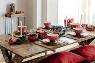 Naczynia z motywem świąteczym