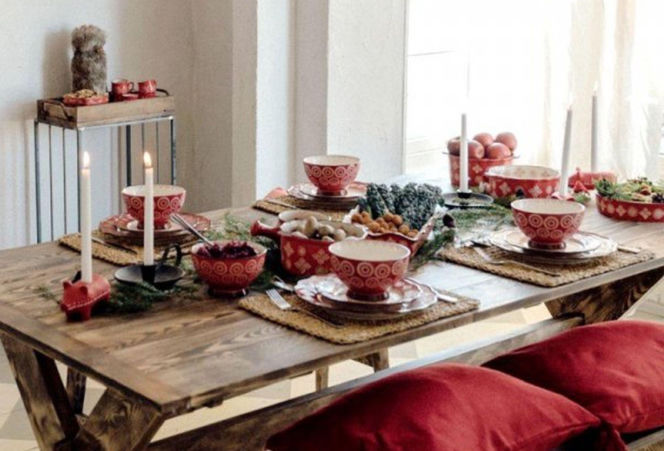 Naczynia z motywem świąteczym