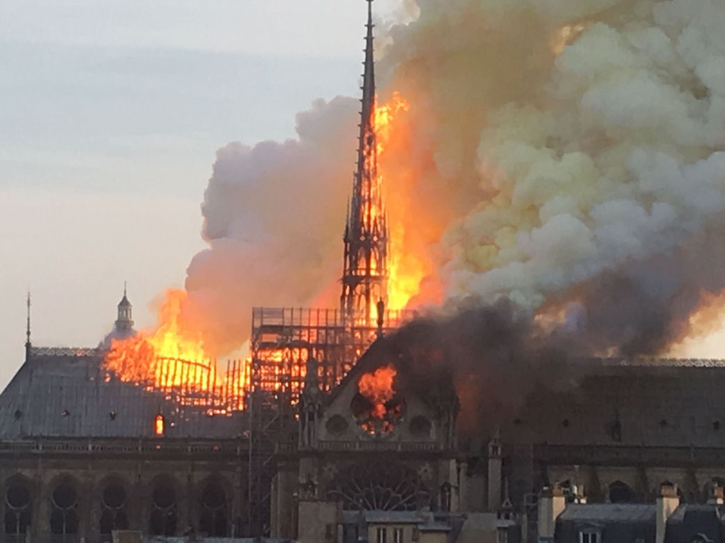 pożar katedry Notre-Dame w Paryżu (15.04.2019)
