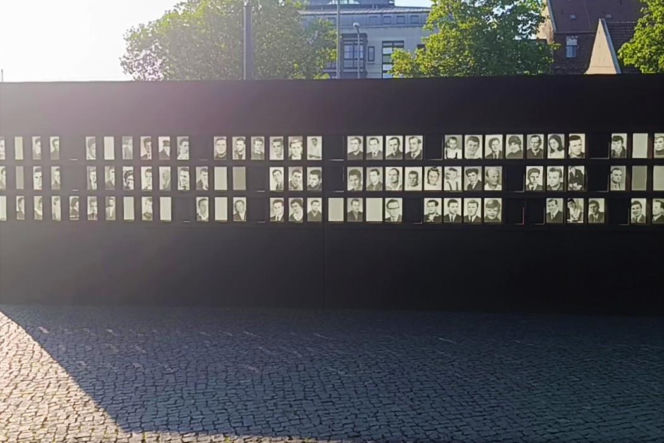 65 lat temu powstał Mur Berliński