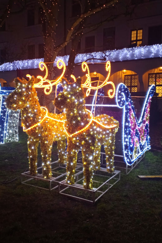 Świąteczne iluminacje na Zamku Książąt Pomorskich w Szczecinie