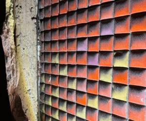 Sądowa batalia o mozaiki Fangora. PKP przegrało, co dalej z zabytkiem na dworcu Warszawa Śródmieście?