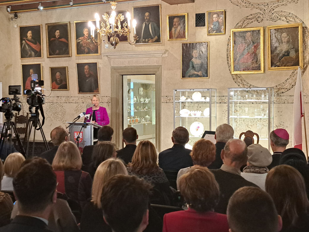 Szkło i porcelana Sanguszków w Muzeum Okręgowym w Tarnowie