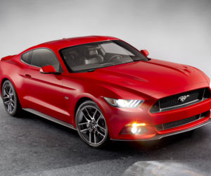 nowy Ford Mustang 2015