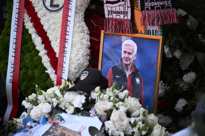 Tak wygląda grób Jacka Magiery po pogrzebie