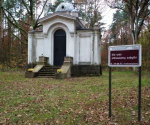 To najpiękniejsze uzdrowisko w woj. łódzkim. Turyści zachwycają się unikatowym zamkiem