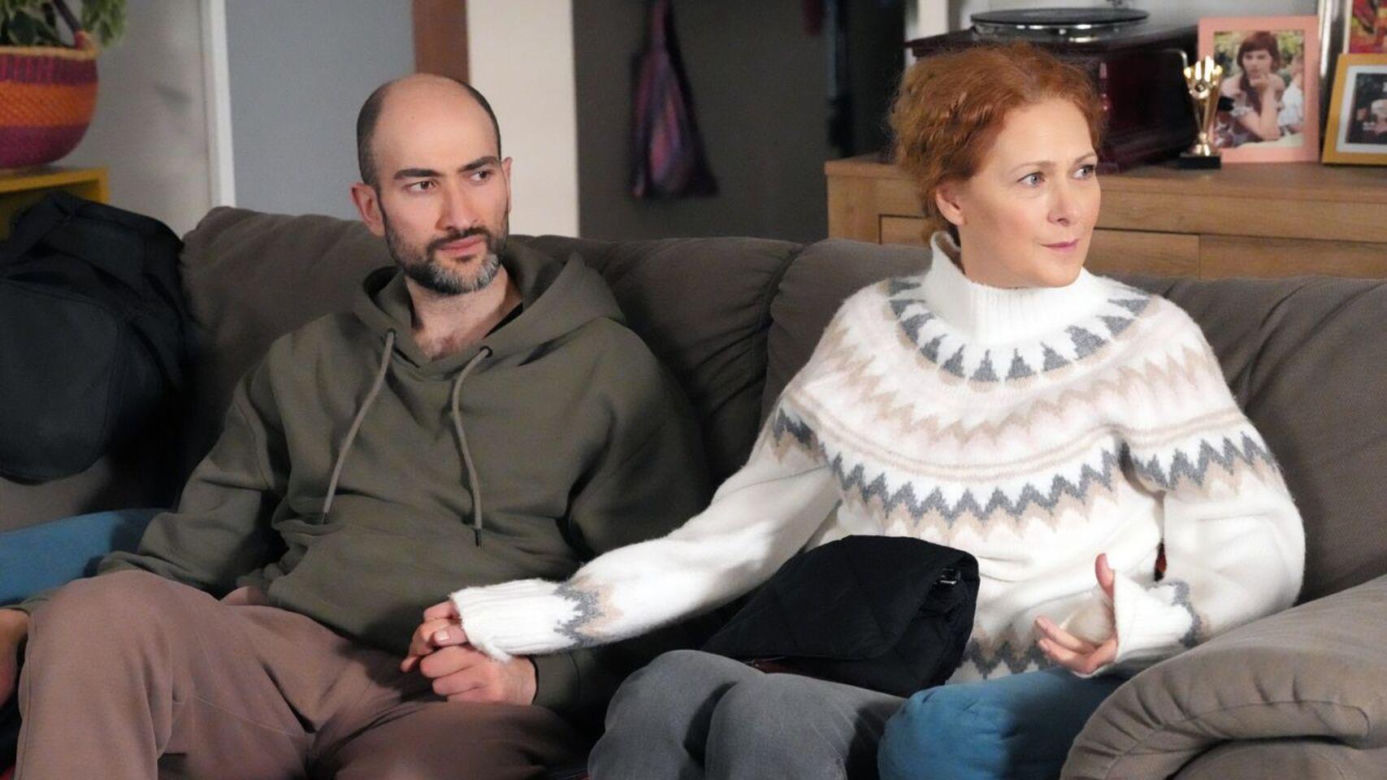 Barwy szczęścia odc. 3209. Halina Kałuża (Marta Zięba), Omar (Kirił Denev)
