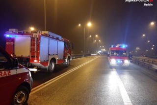 Dramatyczny wypadek na trasie S1 w Mierzęcicach. To kolejny raz, gdy 'droga śmierci' zebrała swoje żniwo [ZDJĘCIA, WIDEO]