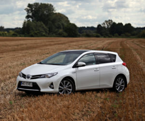 Toyota Auris Hybrid