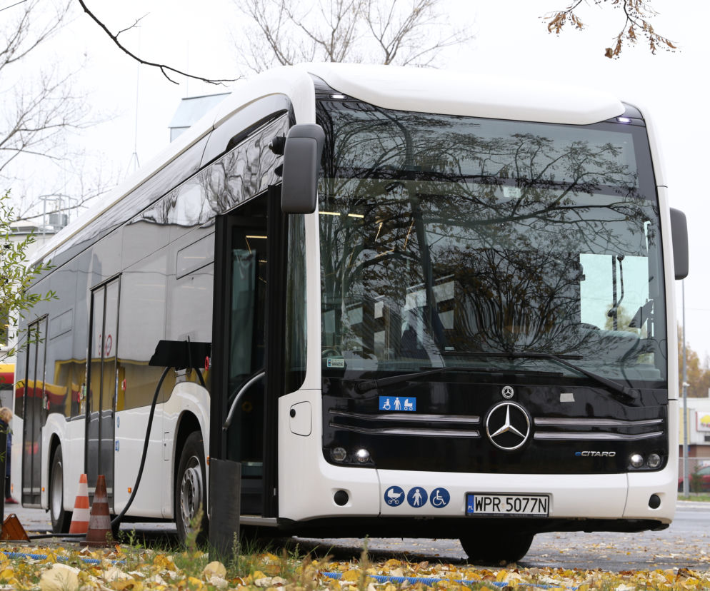 MZA testuje elektryczny autobus Mercedesa