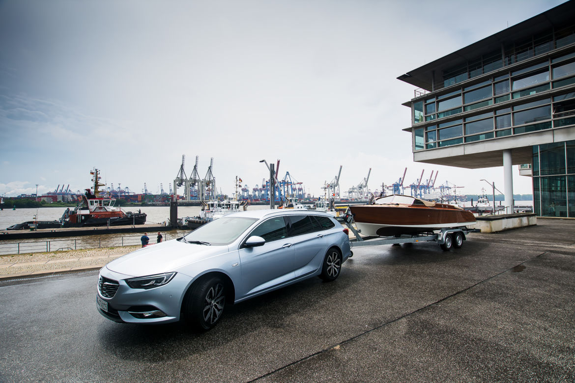 Opel Insignia Sports Tourer OPC Line 2.0 Turbo 260 KM AWD AT