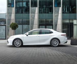 Toyota Camry 2.5 Hybrid 218 KM e-CVT Executive + VIP