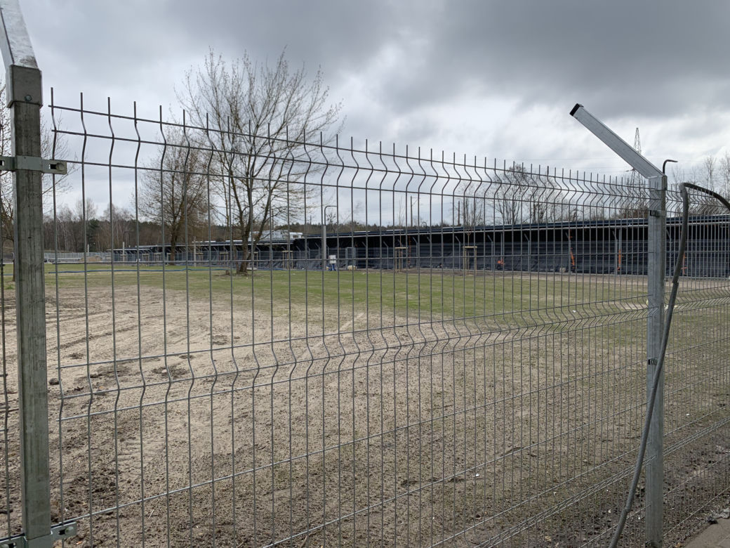 Budowa schroniska przy ul. Kobylepole w Poznaniu (kwiecień 2021)