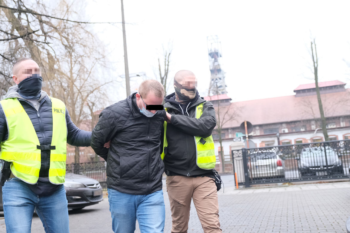 Doprowadzenie nożownika z Rudy Śląskiej