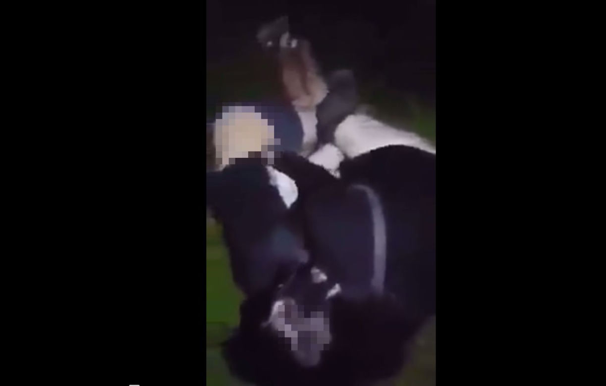 Dziewczyna GWAŁCI nieprzytomnego chłopaka. ODRAŻAJĄCE nagranie!