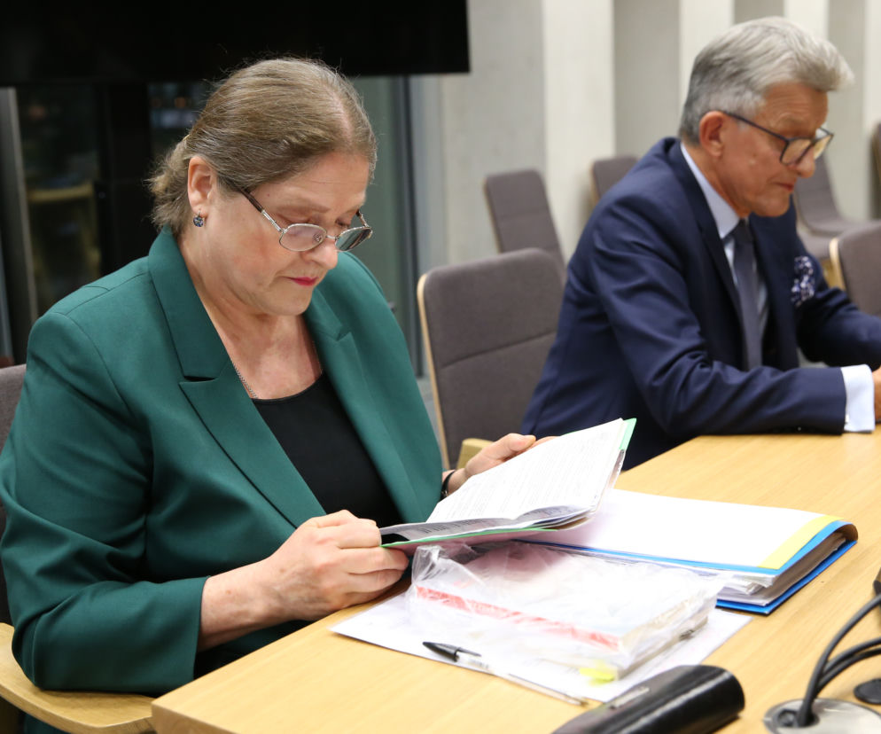 Pawłowicz i Piotrowicza skok na kasę!
