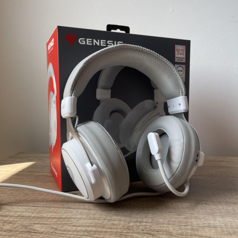 Genesis Neon 764