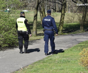 Nowa broń katowickiej policji w walce z nielegalnymi spacerowiczami [ZDJĘCIA]