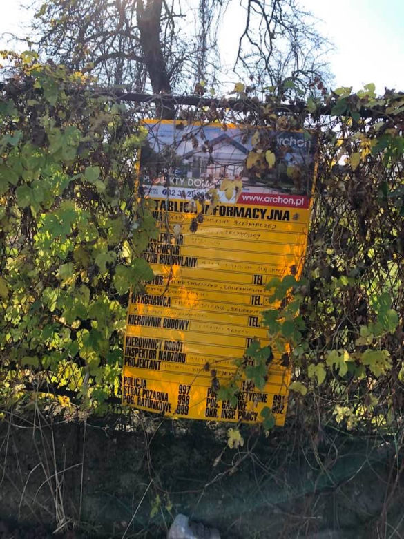 TAK wygląda budowa domków w Rudzie Śląskiej. SYF, ZNISZCZENIA i GROŹBY! [ZDJĘCIA]