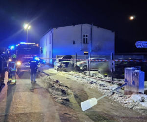 Pijany kierowca staranował matkę z dzieckiem i uciekł! Dramat w Czersku